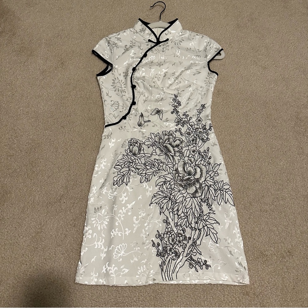Embroidery silk cocktail dress